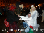 * Z DĚNÍ VE MĚSTĚ