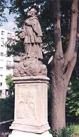 Bruntál, Socha sv. Jana Nepomuckého